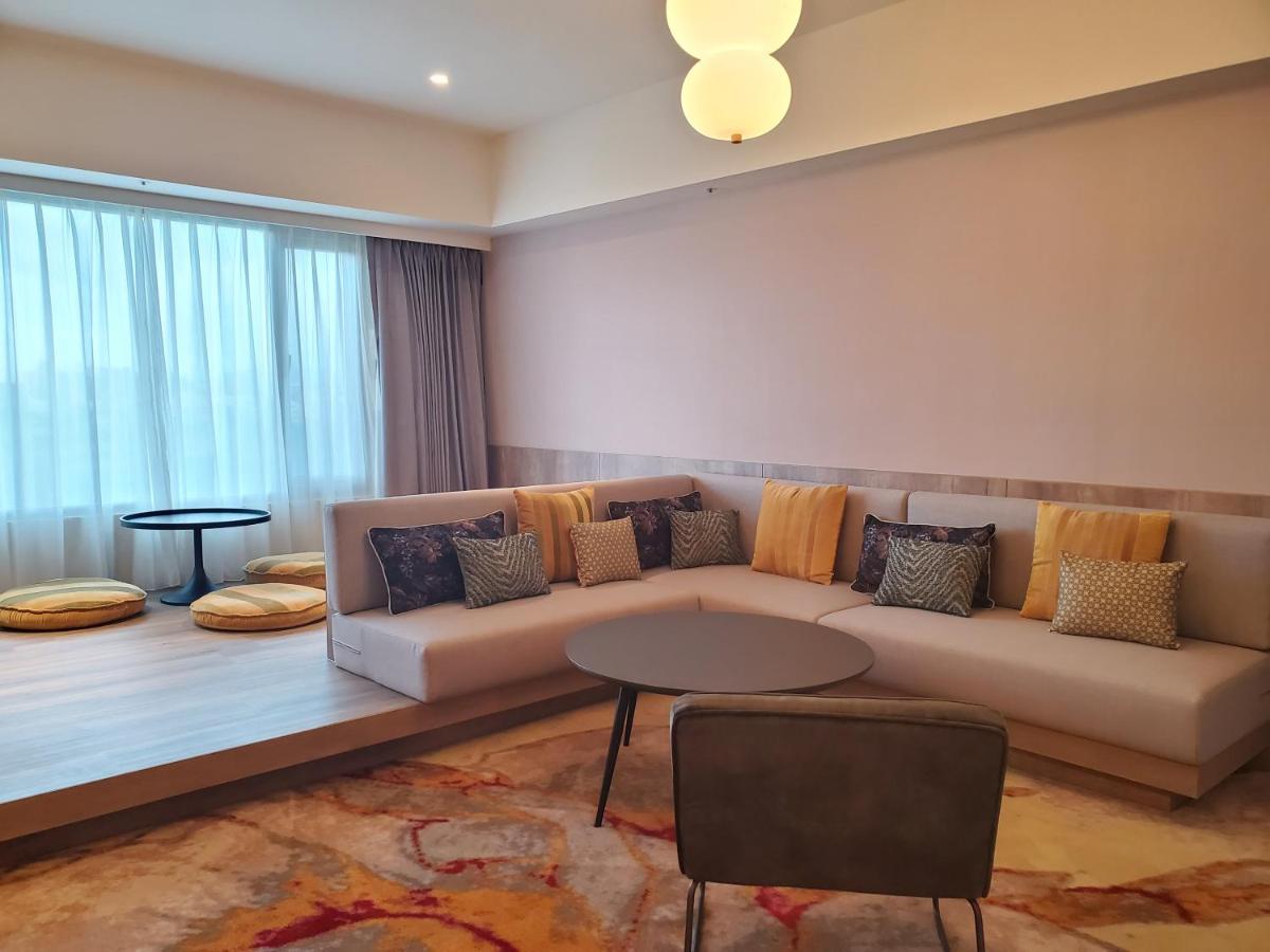 Parkview Hotels & Resorts Hualien City Exterior photo A living room in a hotel