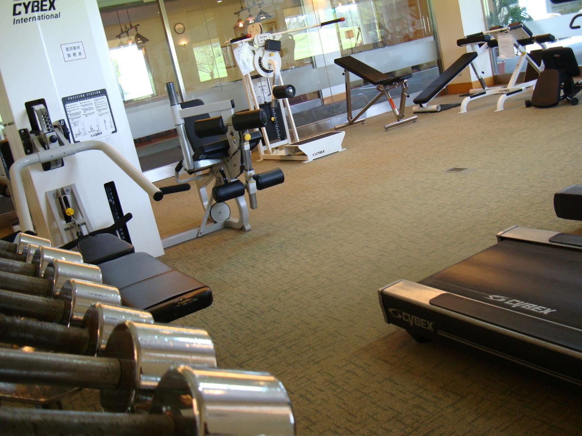 Parkview Hotels & Resorts Hualien City Exterior photo A typical gym